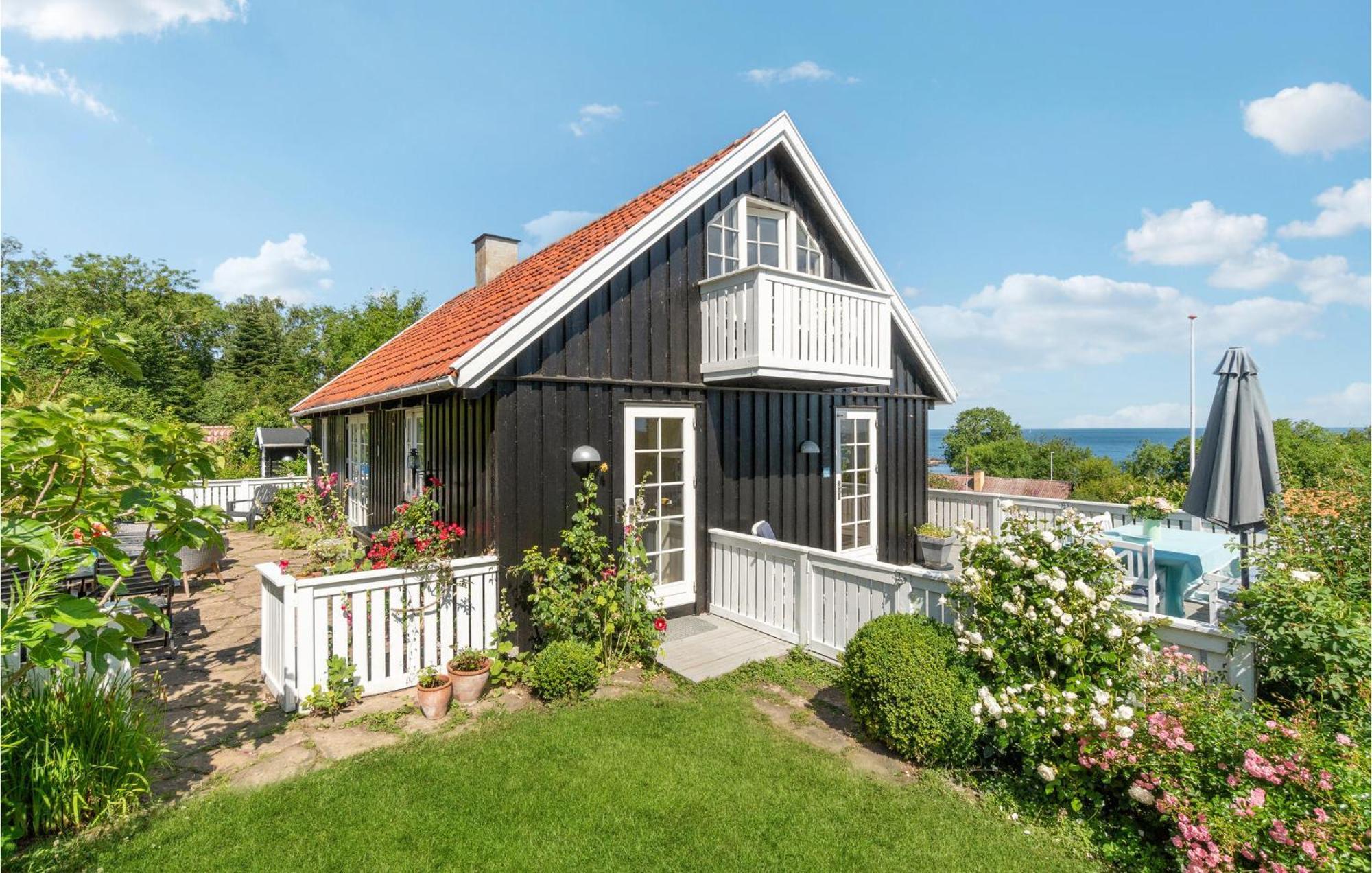 Lovely Home In Svaneke With House Sea View Luaran gambar